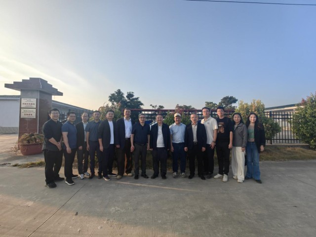 院士领衔聚南繁 产学研用促振兴 &mdash;&mdash;刘少军院士及其团队等调研广西水产良种南繁基地​